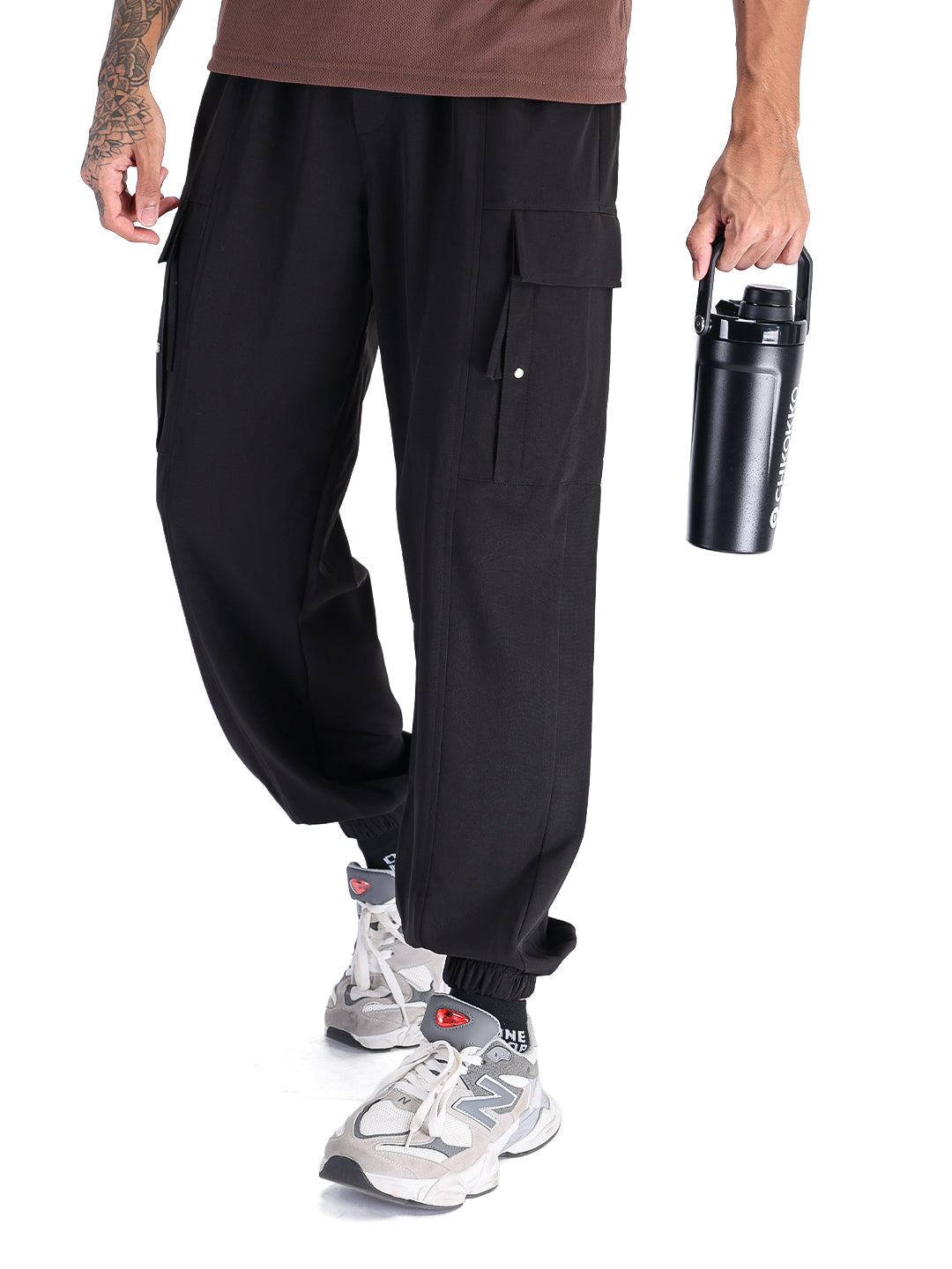 Menβs Black Relaxed Fit Sports Trackpant