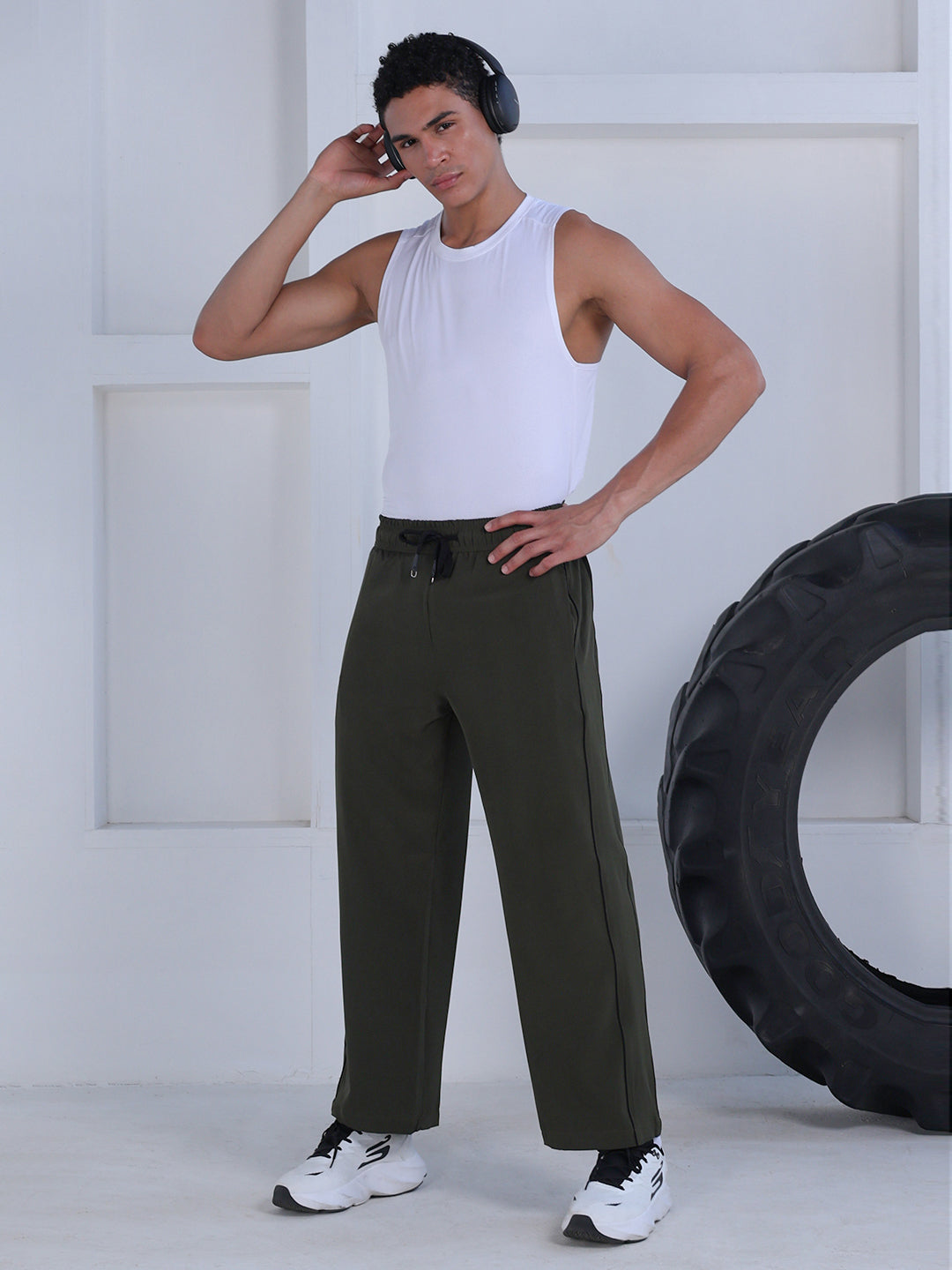 Men’s Sports Track Pants with Side Stripes Olive