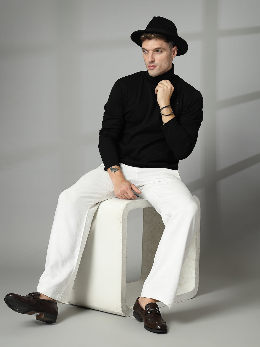 Men Black Winter Wear Regular Fit Turtle Neck T Shirt | CHKOKKO