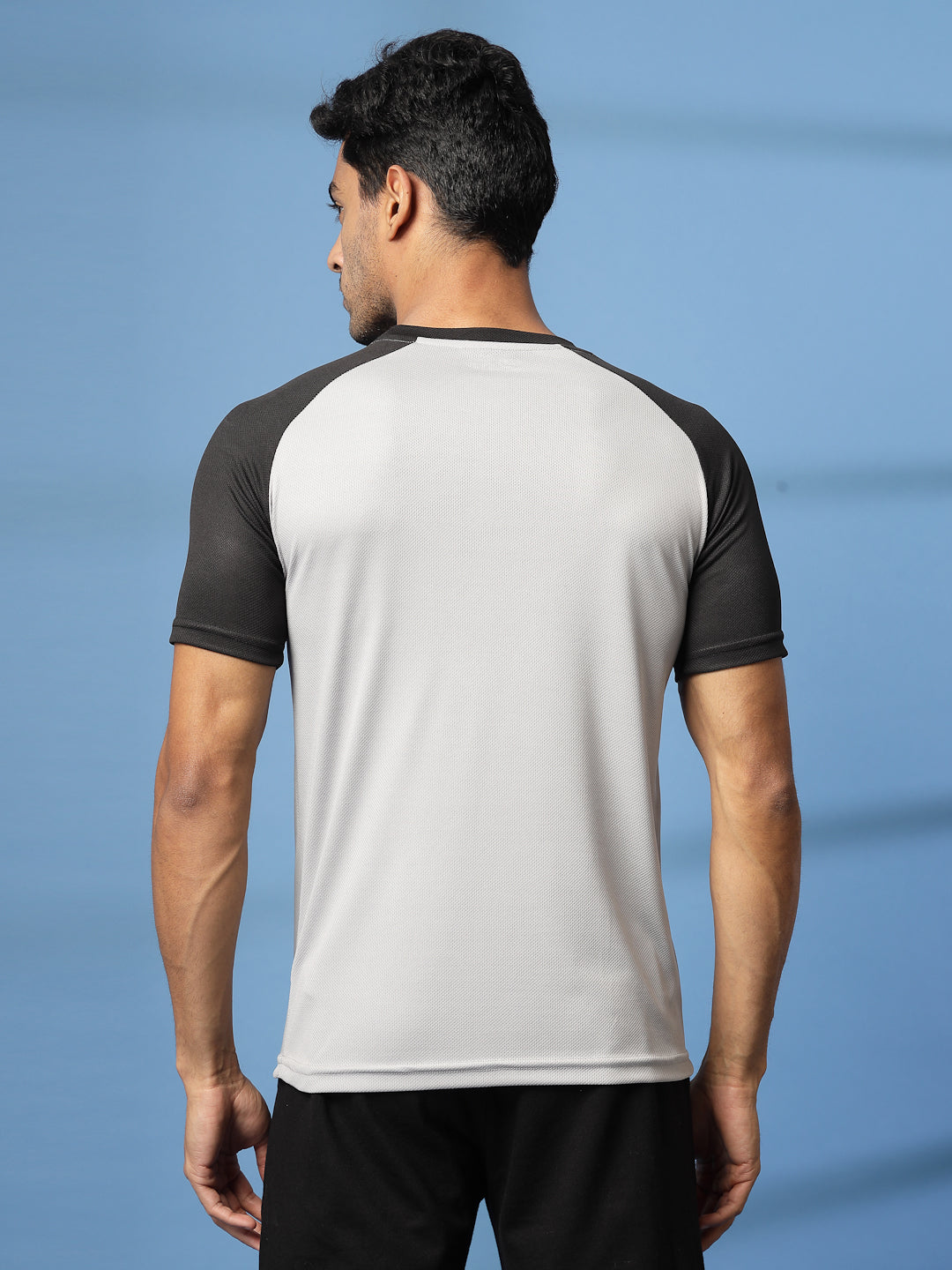 Men's Solid Raglan Dry Fit Gym T-Shirt Sand Black
