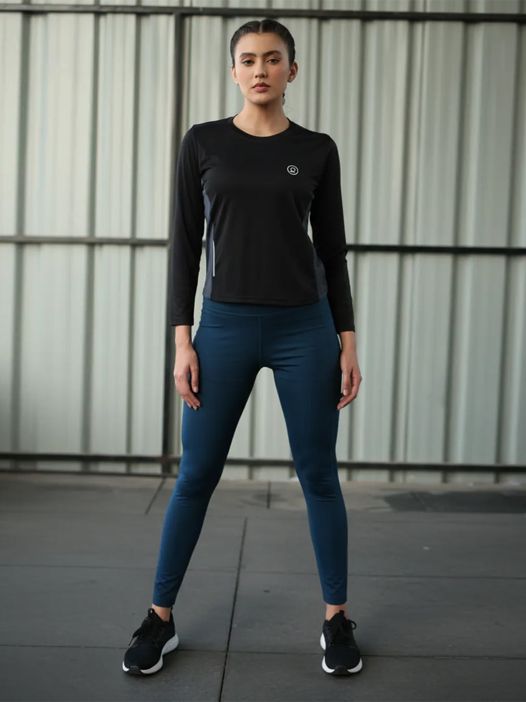 Women's Full Sleeves Gym Sports T-Shirt Black