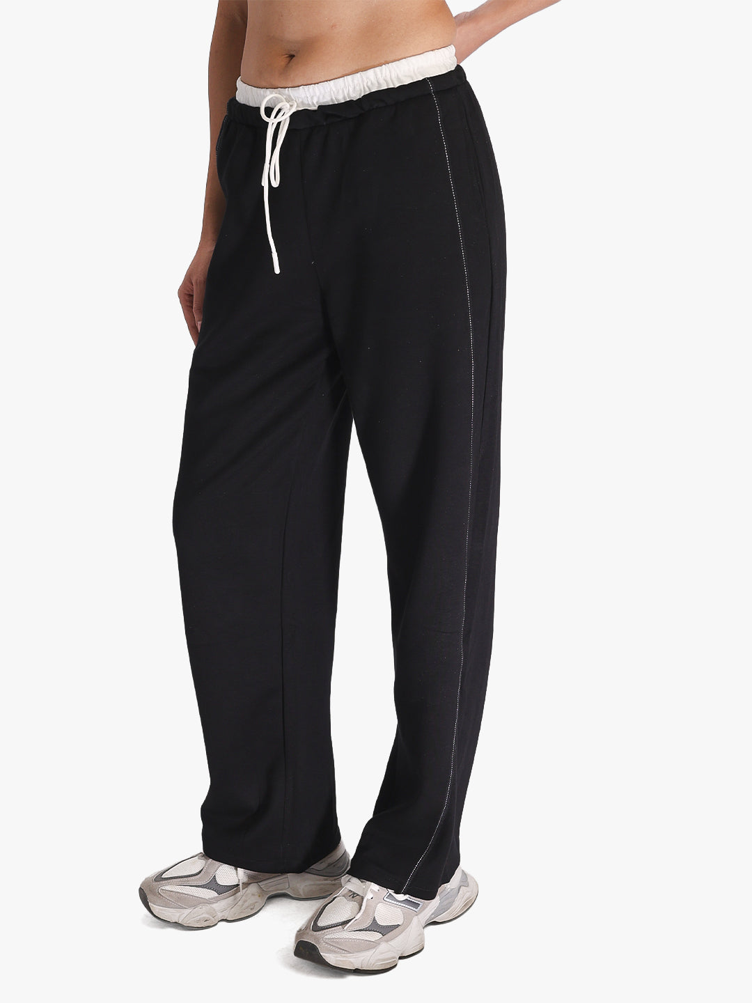 Women’s Black Relaxed Fit Athleisure Track Pants