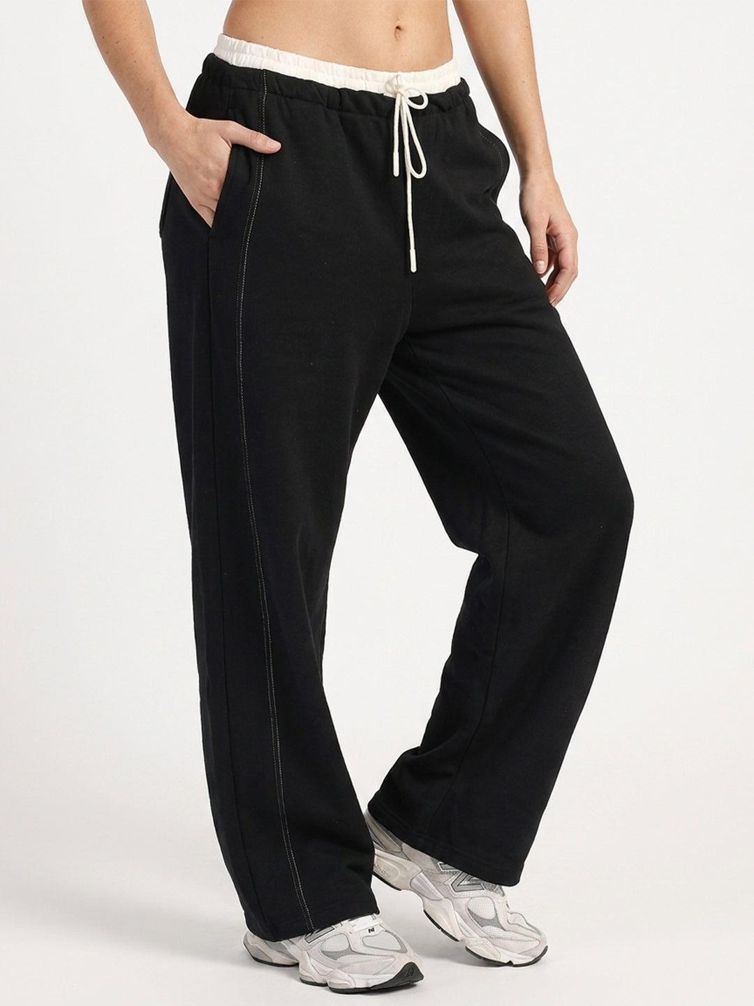 Women’s Black Relaxed Fit Athleisure Track Pants