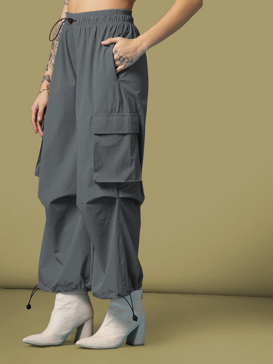 Women's Mid Waist Baggy Cargo Parachute Pants