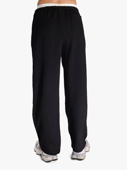 Women’s Black Relaxed Fit Athleisure Track Pants