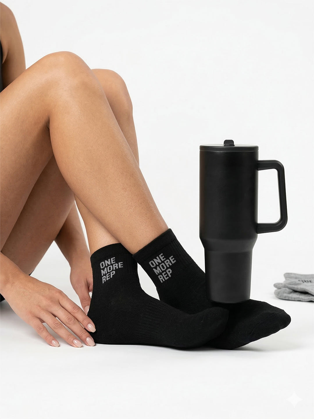 CHKOKKO “One More Rep” Printed Ankle Socks – Unisex Cotton Sports Socks Black