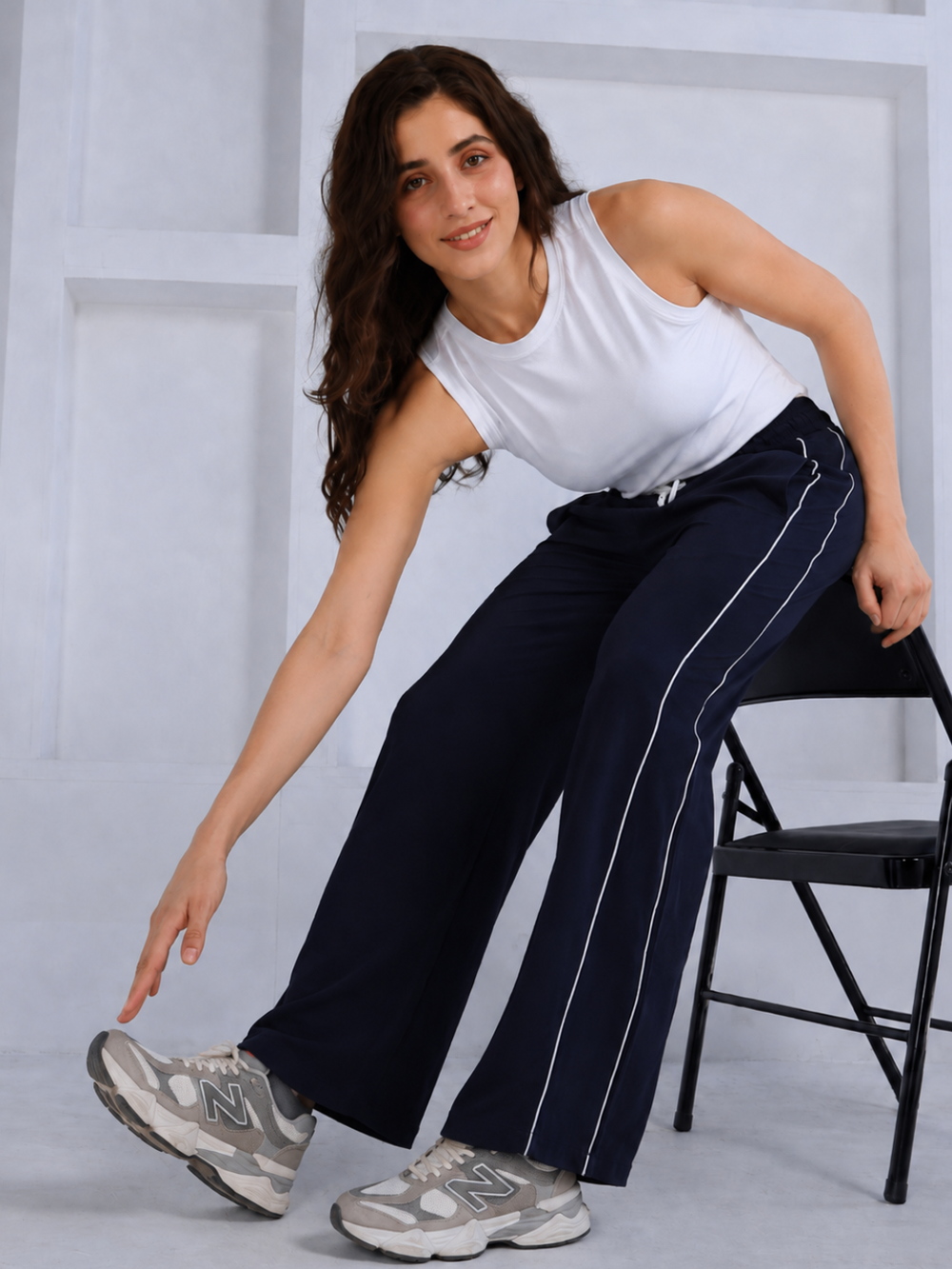 Women's Sports Track Pants with Side Stripes Navy
