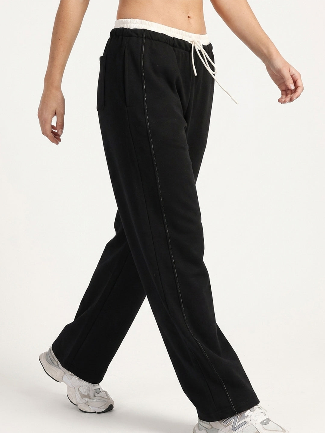 Women’s Black Relaxed Fit Athleisure Track Pants