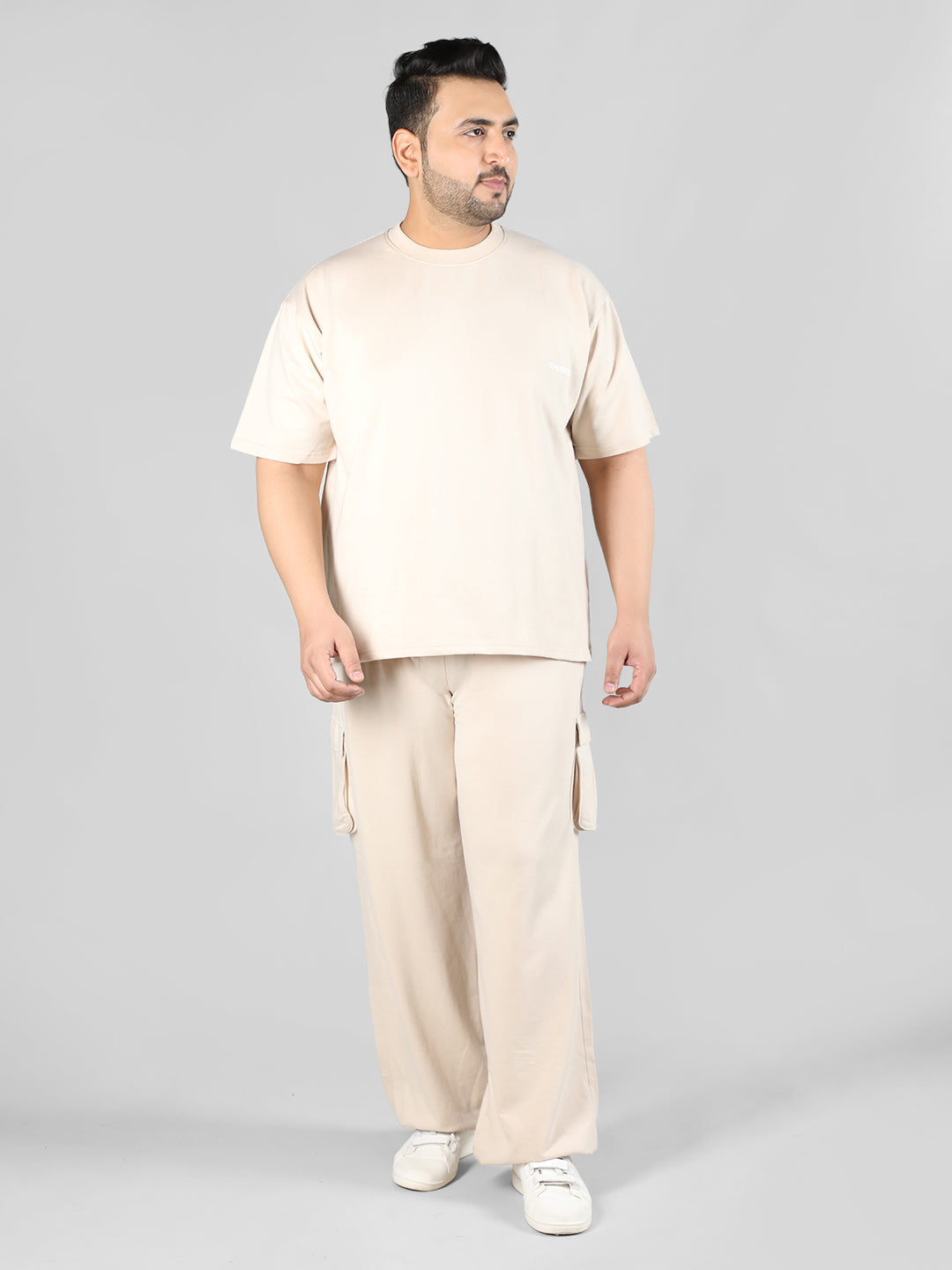 Men Beige Plus Size Baggy Trackpant With Pockets
