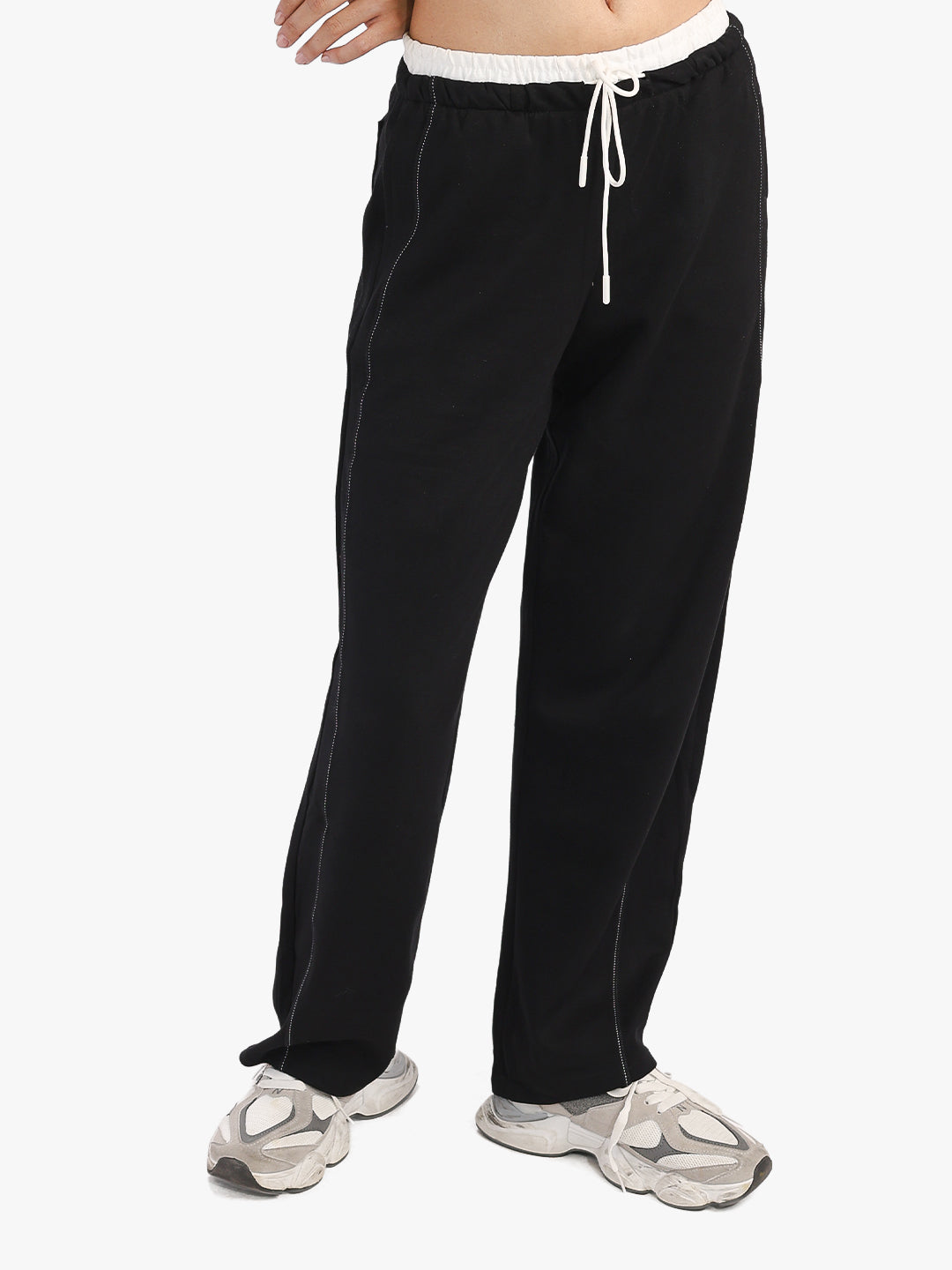 Women’s Black Relaxed Fit Athleisure Track Pants