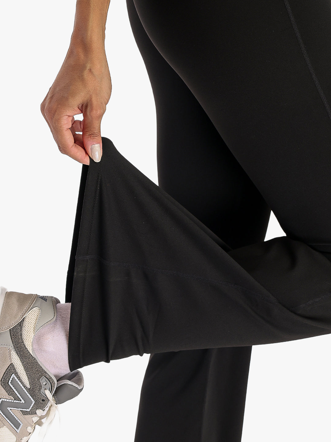 Women’s Crossover Flared Pants Black