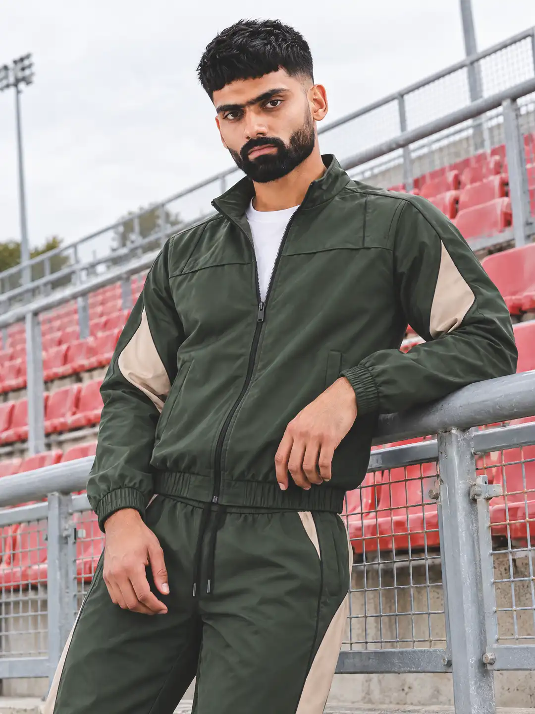 Olive Mouse Light Active Colorblock Track Suit Men