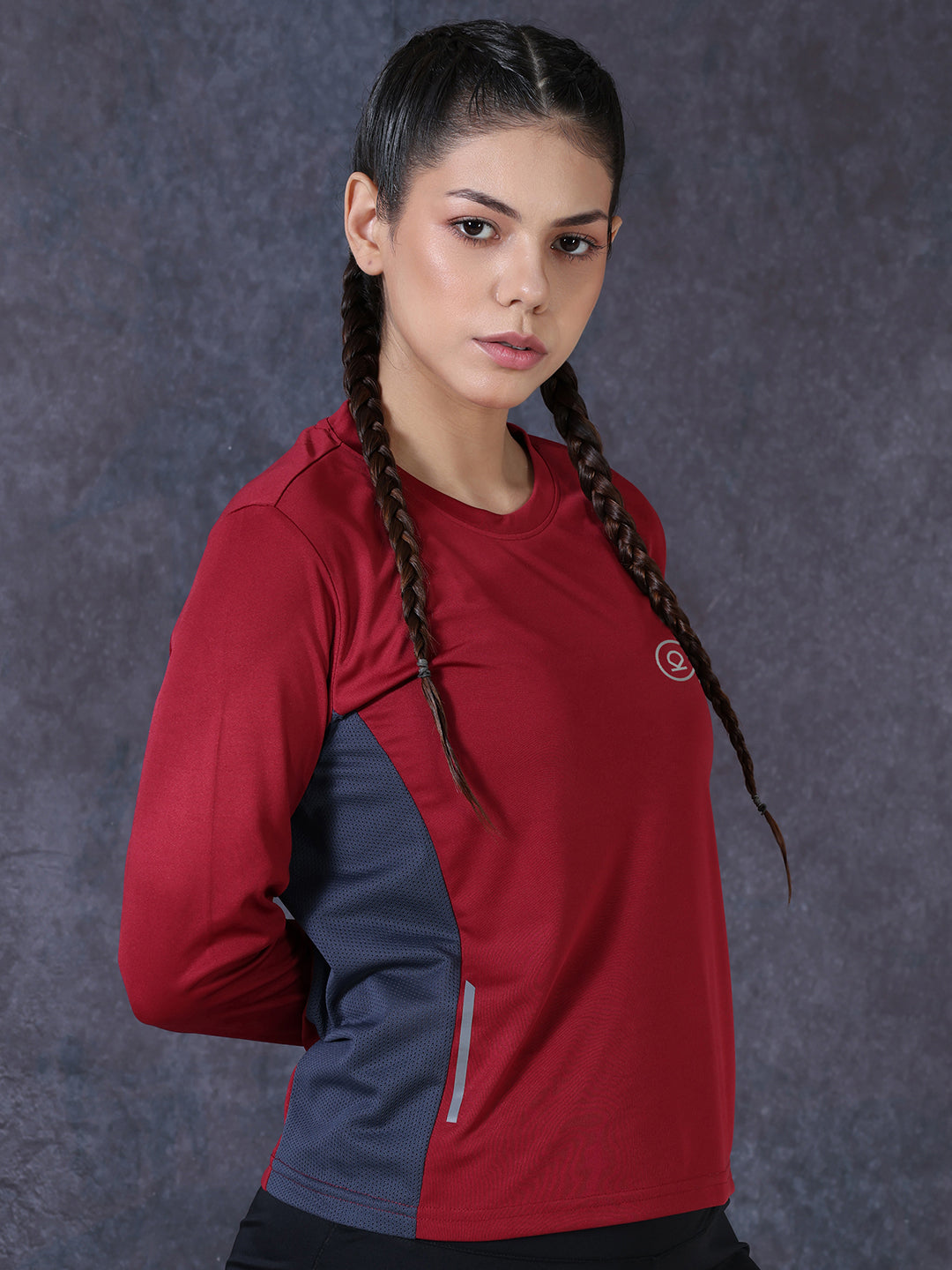 Women's Full Sleeves Gym Sports T-Shirt Maroon