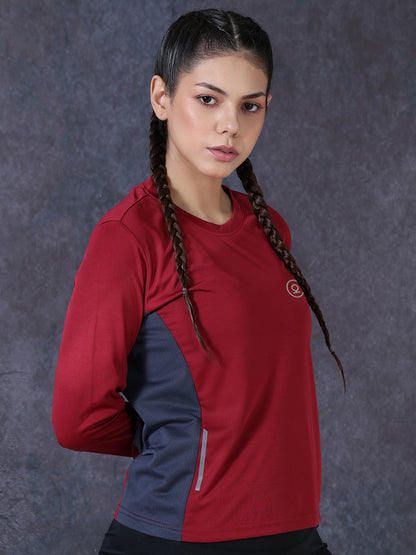 Women's Full Sleeves Gym Sports T-Shirt Maroon