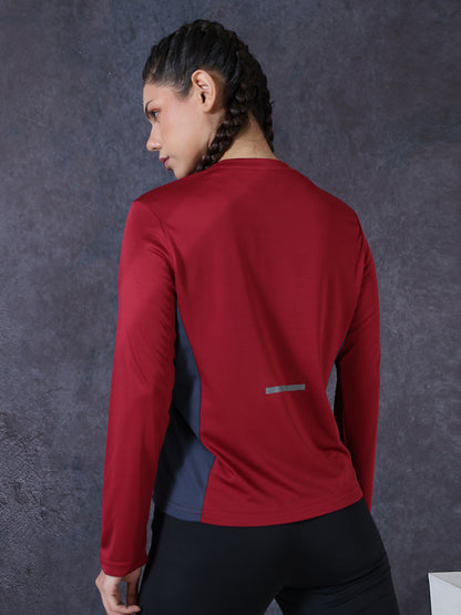 Women's Full Sleeves Gym Sports T-Shirt Maroon