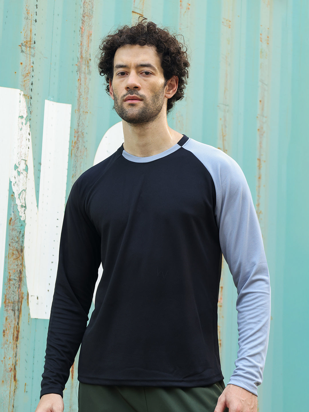 Men's Full Sleeves Dry Fit Gym T-shirt Black Grey