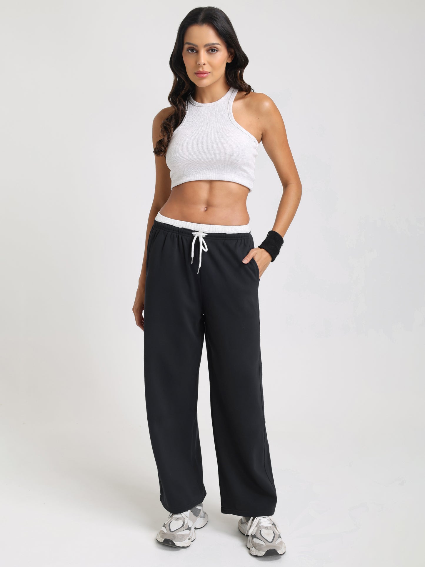 Women Relaxed Fit Wide Leg Trackpants Black