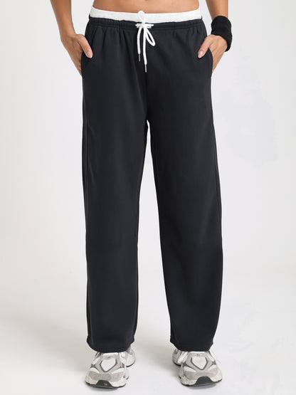 Women Relaxed Fit Wide Leg Trackpants Black