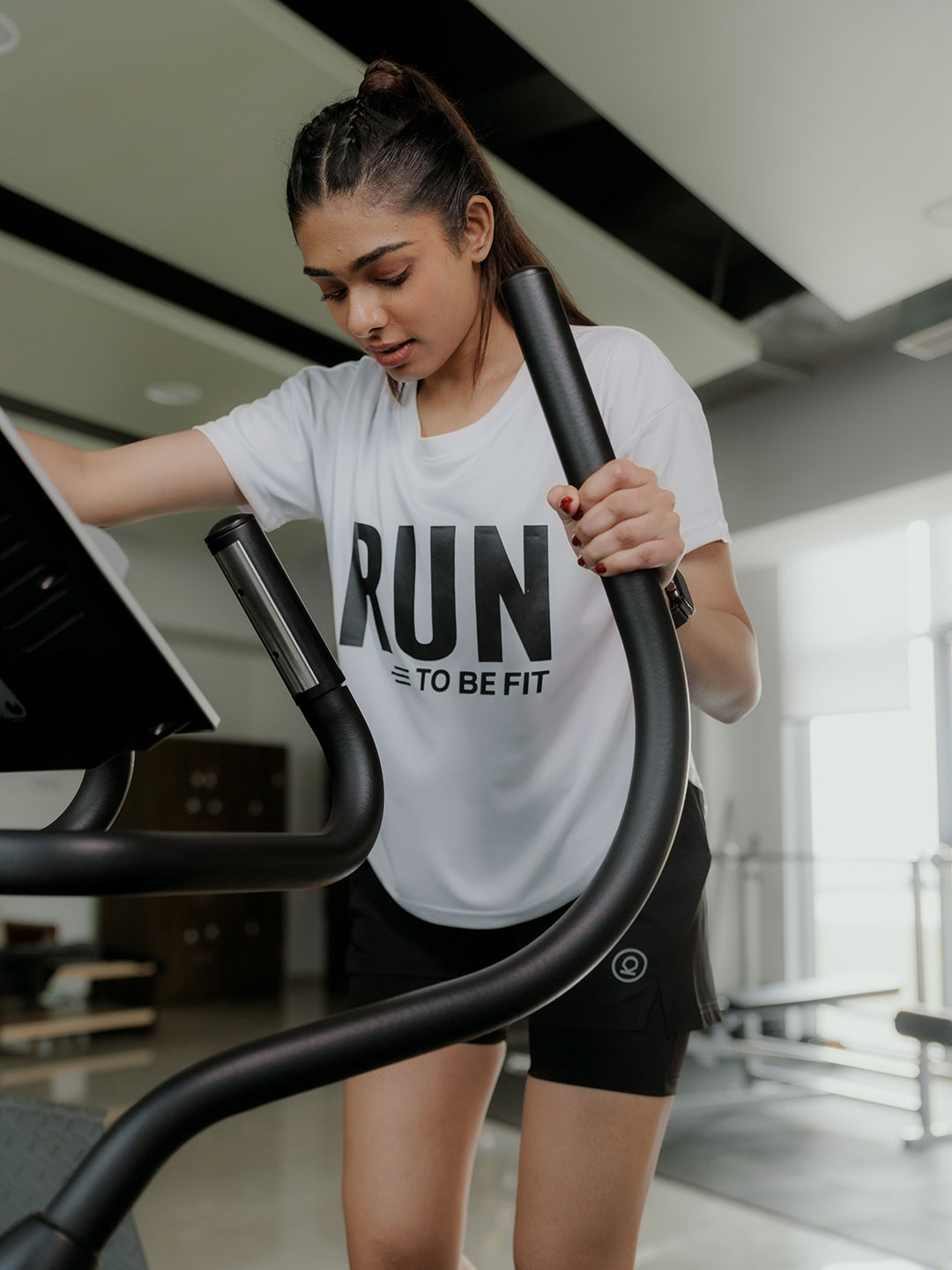 Women Round Neck Dry Fit Gym Sports T-Shirt White