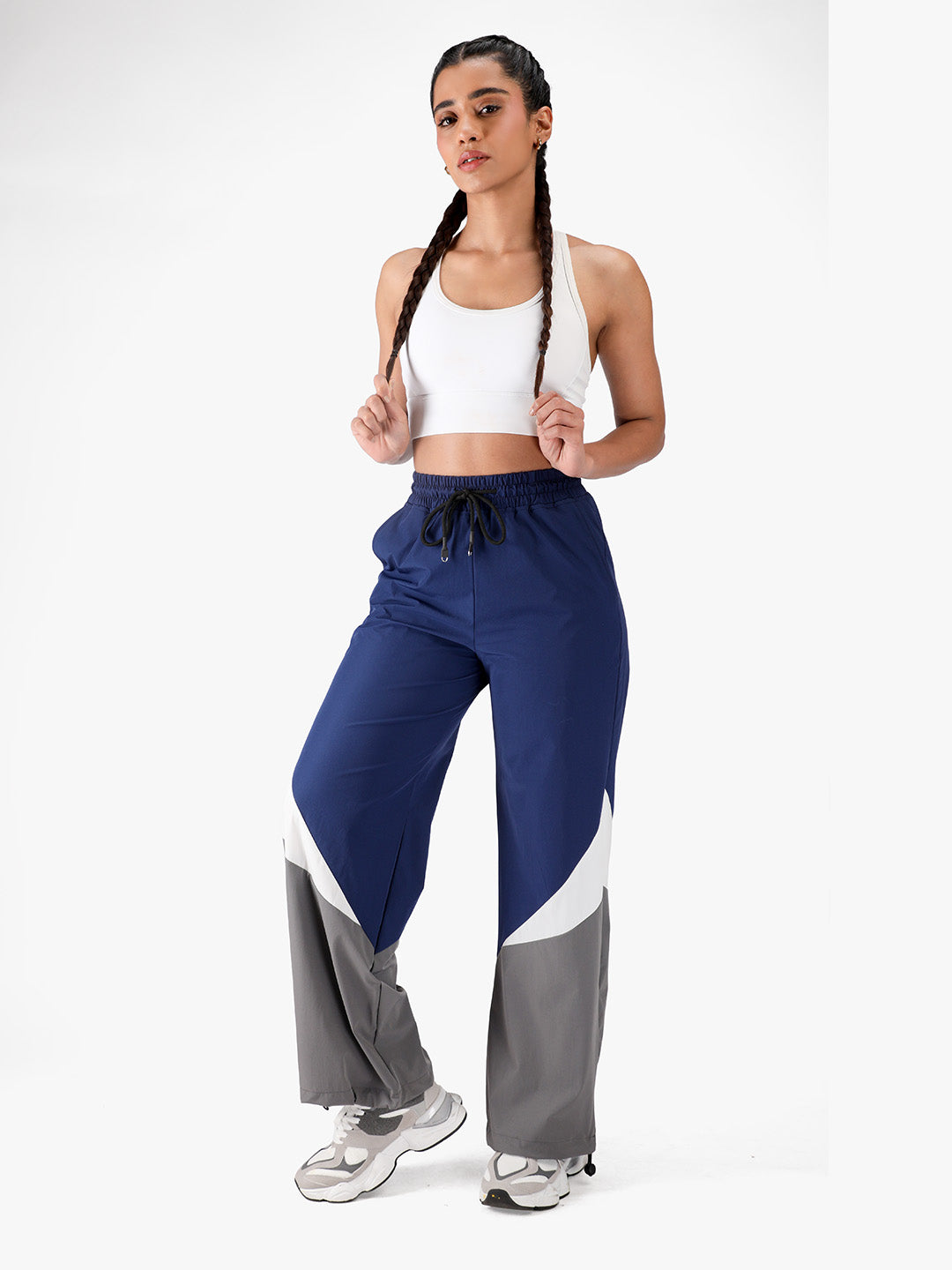 Women Stylish Colorblock Relaxed Fit Sports Track Pants