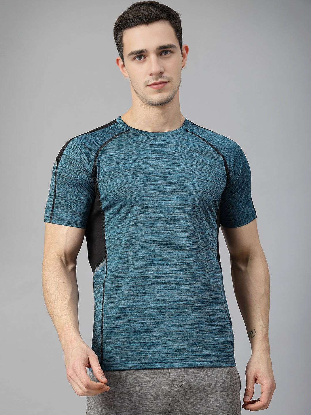 Men's Half Sleeves Gym Regular Fit T-Shirt | CHKOKKO