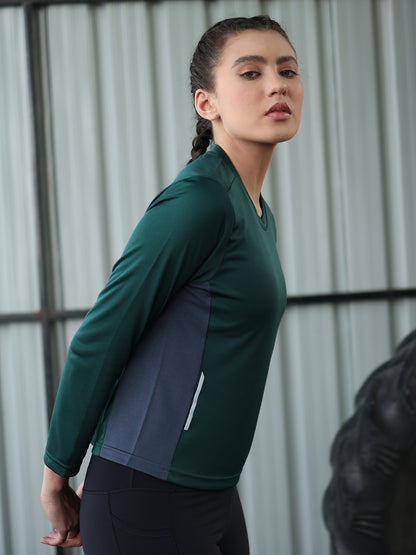 Women's Full Sleeves Gym Sports T-Shirt Dark Green