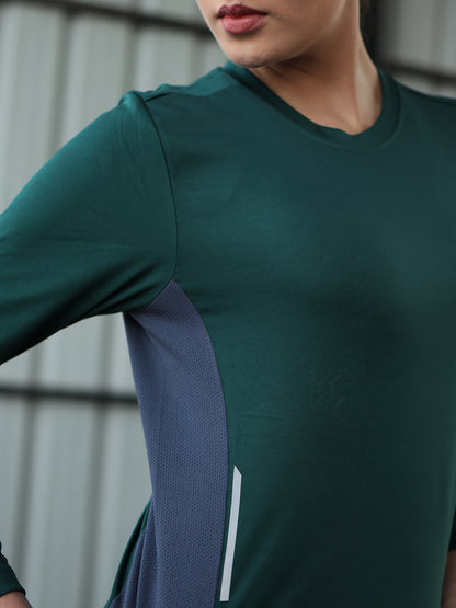 Women's Full Sleeves Gym Sports T-Shirt Dark Green