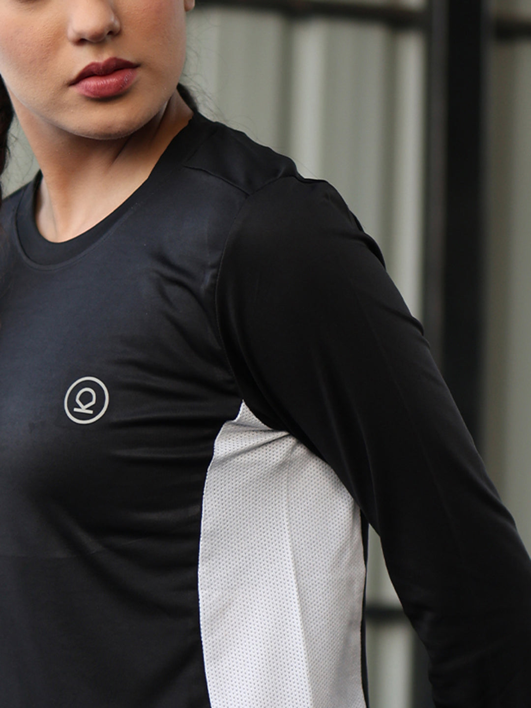 Women's Round Neck Active Wear Sports T-Shirt | CHKOKKO