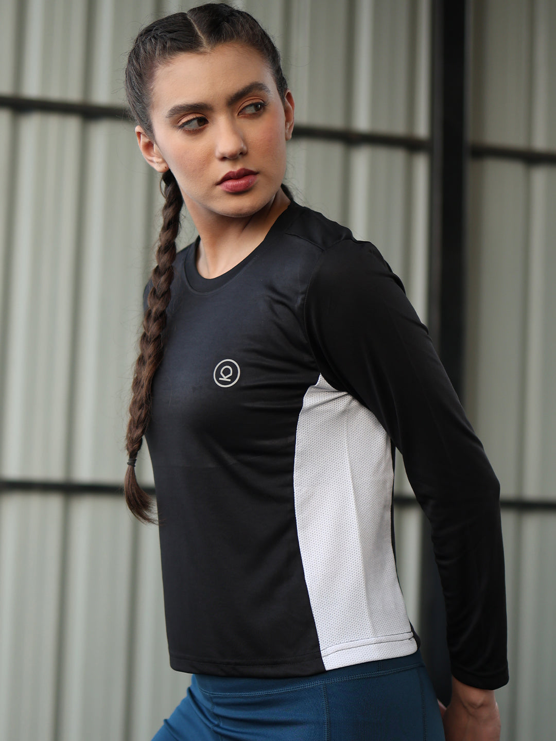 Women's Round Neck Active Wear Sports T-Shirt | CHKOKKO
