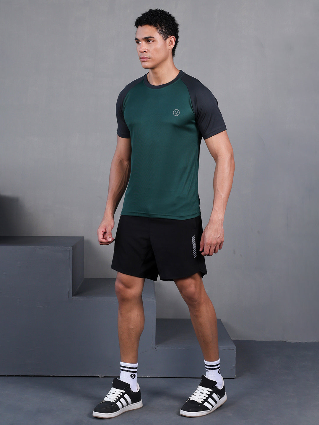Men's Solid Raglan Dry Fit Gym T-Shirt Dark Green