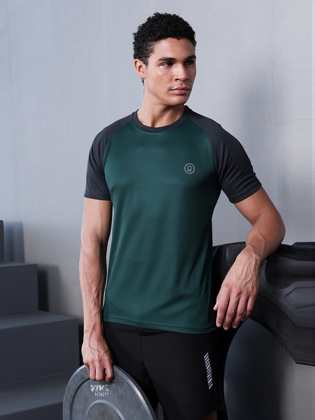 Men's Solid Raglan Dry Fit Gym T-Shirt Dark Green