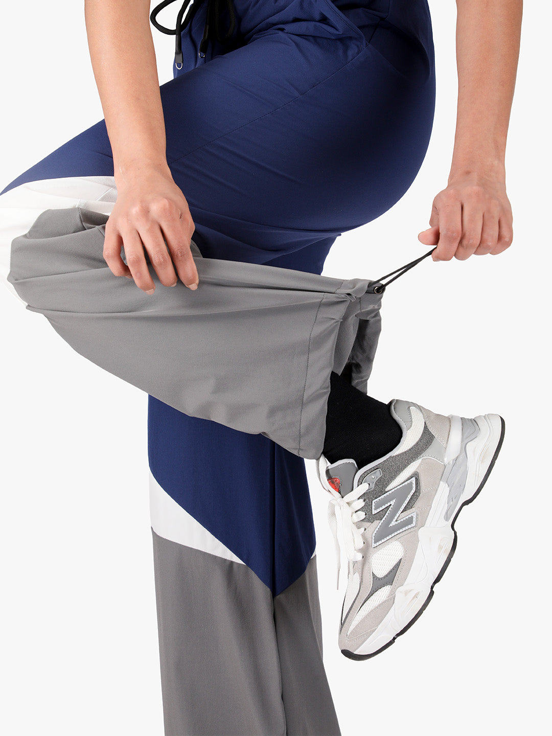 Women Stylish Colorblock Relaxed Fit Sports Track Pants