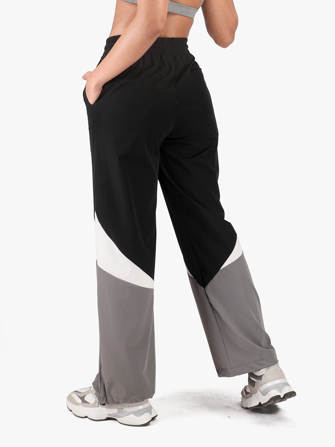 Women Stylish Colorblock Relaxed Fit Sports Track Pants