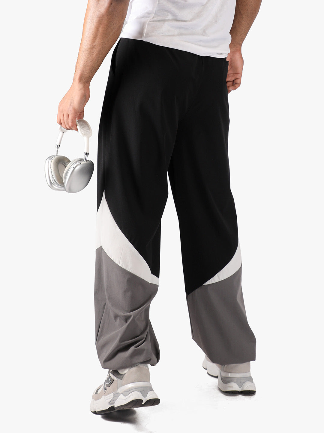 Men’s Colorblock Relaxed Fit Sports Track Pants