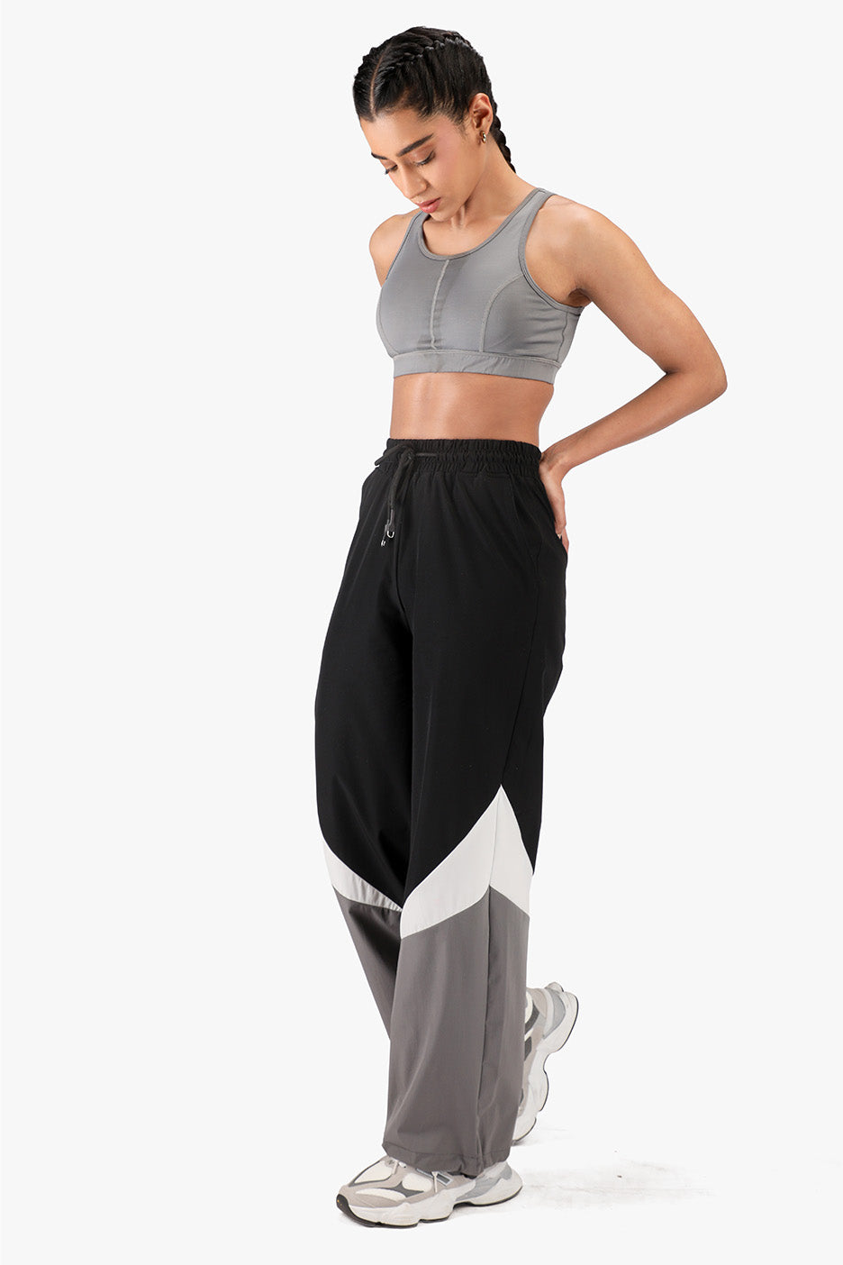 Women Stylish Colorblock Relaxed Fit Sports Track Pants